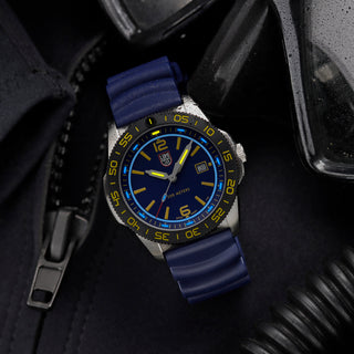 Pacific Diver: FORCE BLUE 44mm Watch - XS.3125.FB